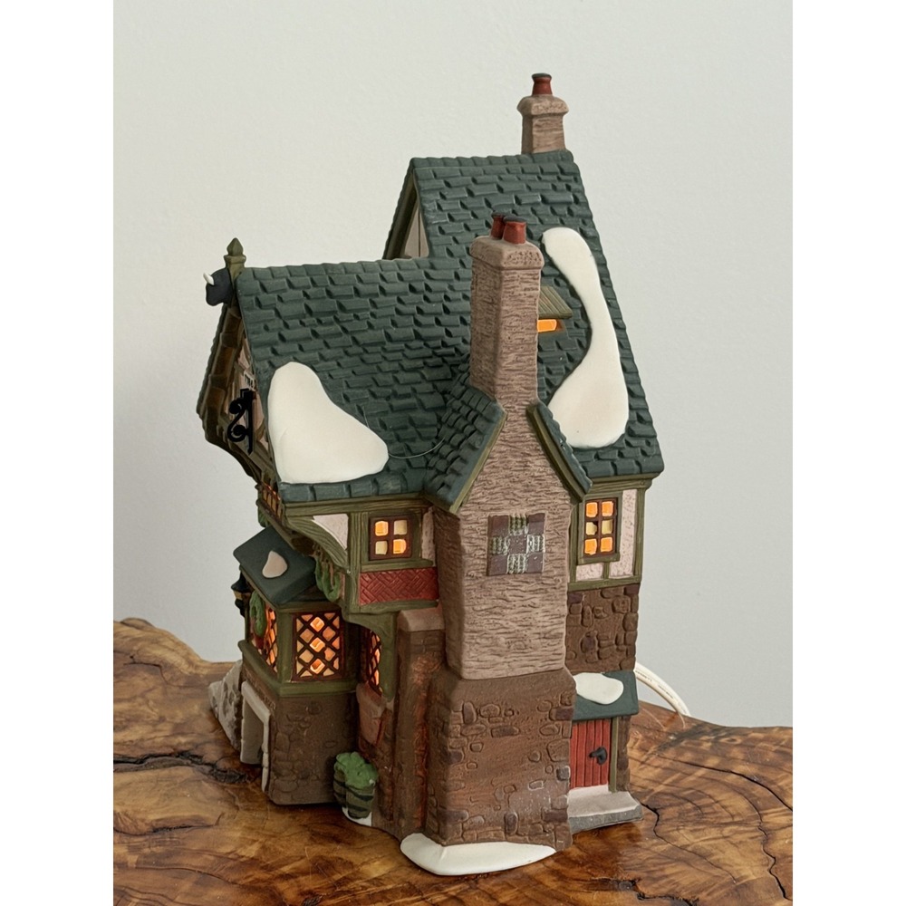 Dept 56 Dickens' Village The Pied Bull Inn #58332 Retired 9.25" x 6.5" - Picture 4 of 11